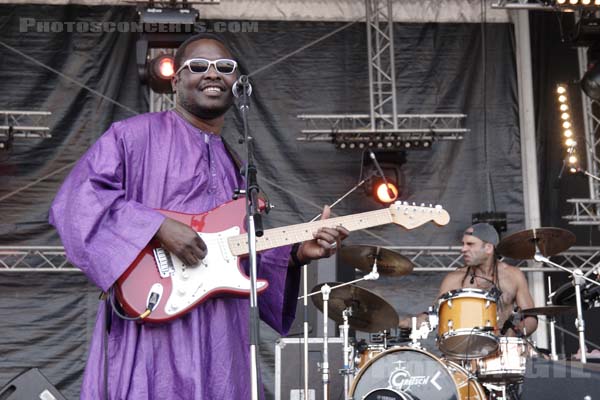 AMADOU ET MARIAM - 2005-06-26 - CERGY - Base de Loisirs - 